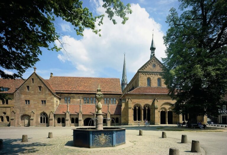 Maulbronn Monastery: A Cistercian Abbey and Ecclesiastical State in Germany