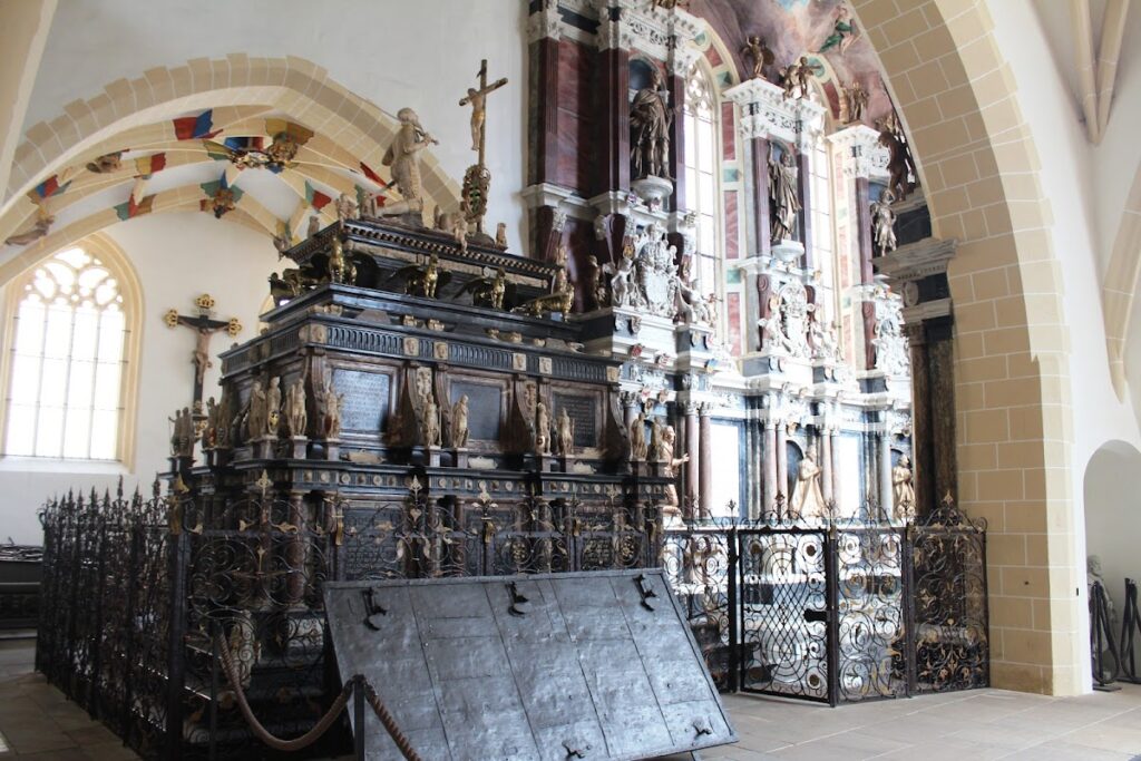 Freiberg Cathedral: A Late Gothic Church and Wettin Burial Chapel in Germany 2 Freiberg Cathedral