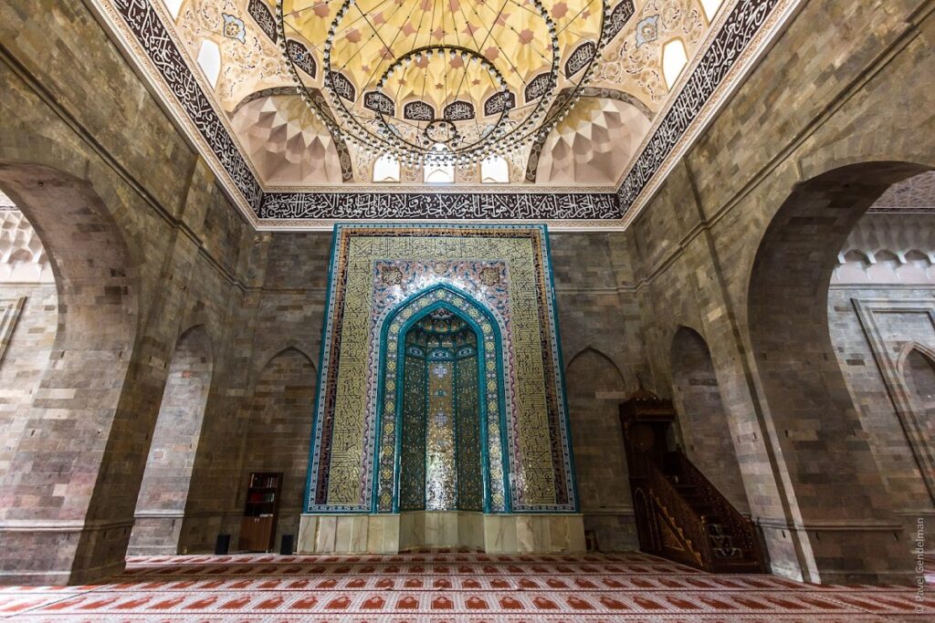 Friday Mosque of Shamakhi: A Historic Congregational Mosque in Azerbaijan 2 Friday Mosque of Shamakhi