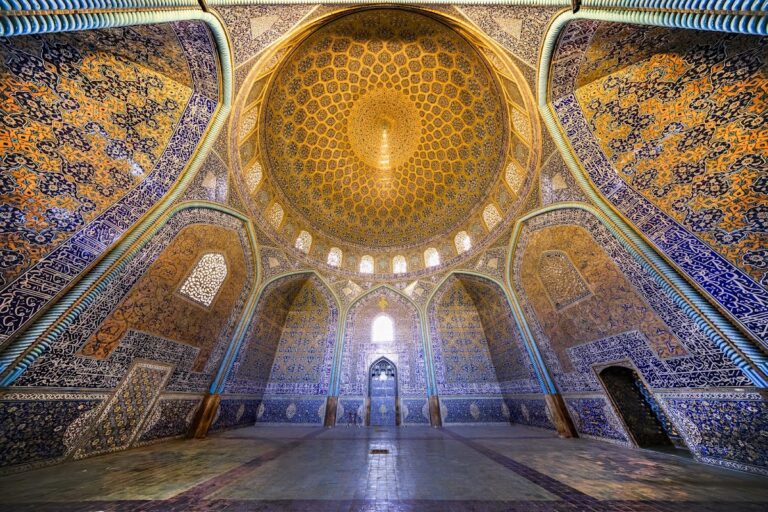Sheikh Lotfollah Mosque: A Safavid Royal Mosque in Isfahan