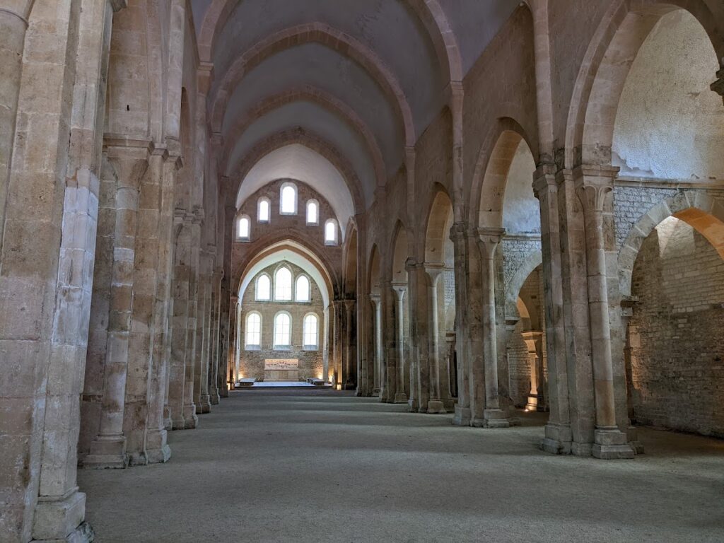Abbey of Fontenay: A Preserved Cistercian Monastic Complex in France 5 Abbey of Fontenay