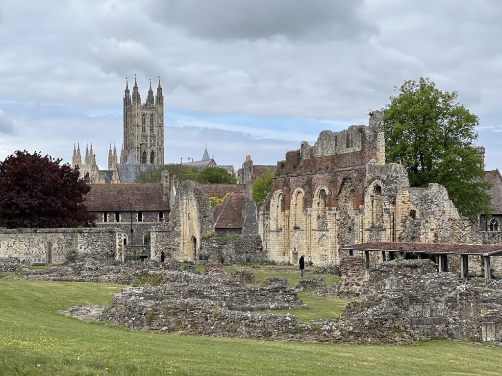 St Augustine's Abbey: An Anglo-Saxon Foundation and Norman Benedictine Monastery 2 St Augustine's Abbey