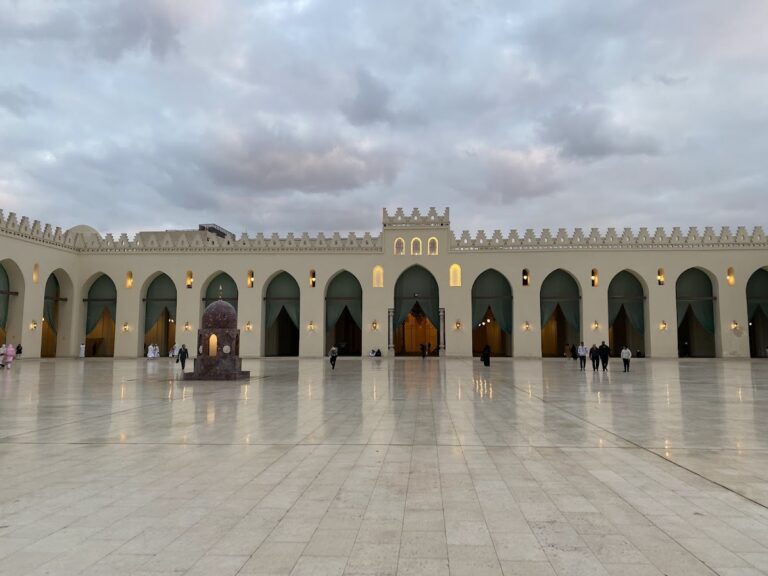 Al-Hakim Mosque: A Fatimid Mosque in Cairo