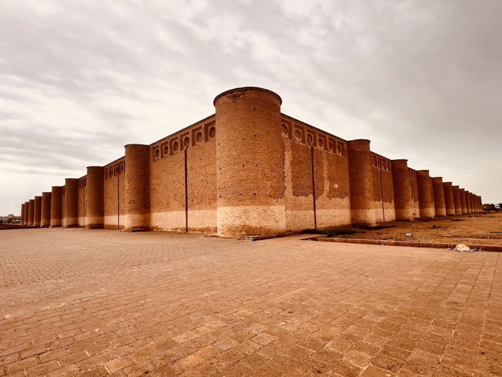 Great Mosque of Samarra: An Abbasid Congregational Mosque 2 Great Mosque of Samarra