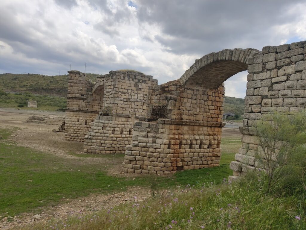Alconétar Bridge: A Roman Segmental-Arch Crossing in Spain 2 Alconétar Bridge