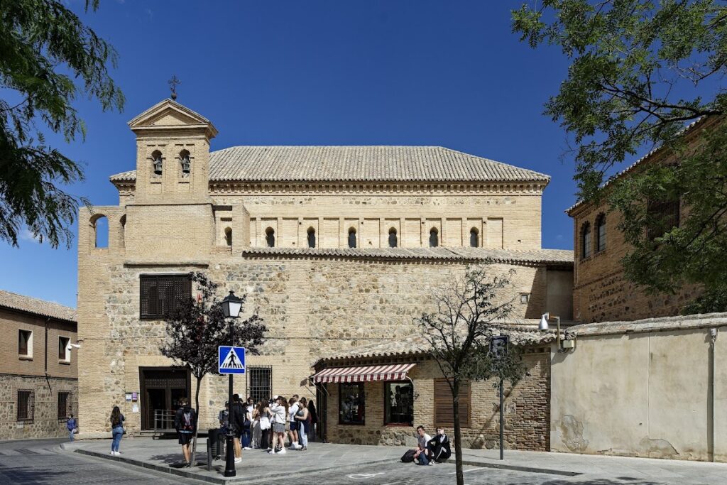 Synagogue of El Tránsito: A Medieval Jewish House of Worship in Toledo 2 Synagogue of El Transito