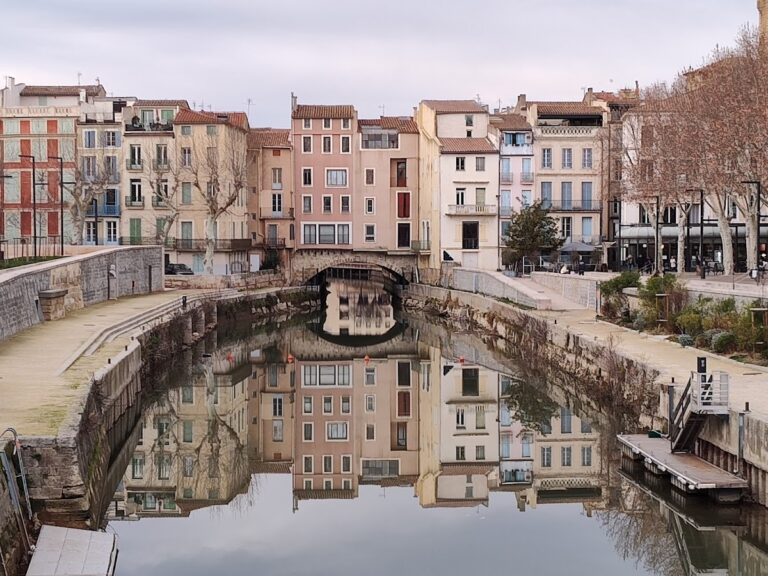 Pont des Marchands: Narbonne’s Historic Inhabited Bridge