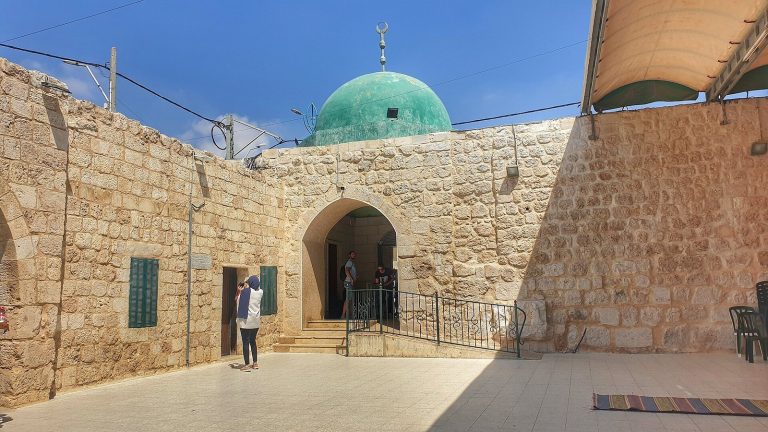 Great Omari Mosque of Lod: A Mamluk Congregational Mosque in Israel