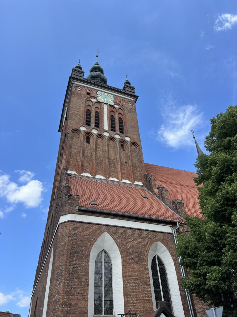 Saint Nicholas Church: A Dominican Minor Basilica in Gdańsk 3 Saint Nicholas Church