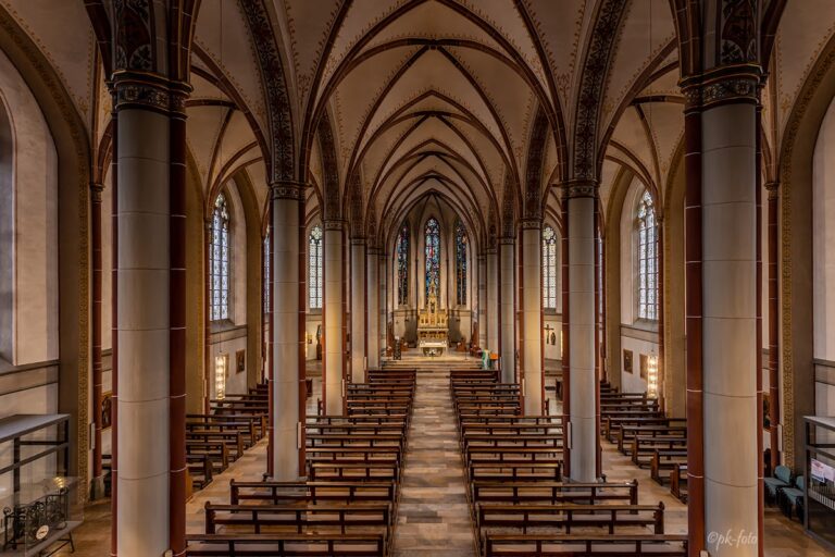 St. Mauritius: A Neo-Gothic Catholic Church in Hattingen, Germany
