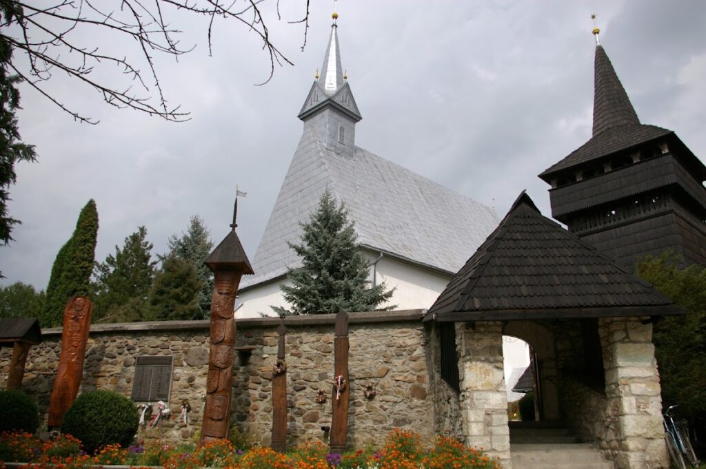 Reformed Church in Vyshkovo: A Medieval Stone Church in Ukraine 1 Reformed church in Vyshkovo