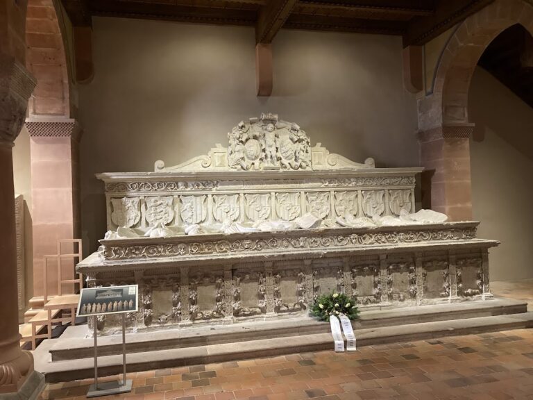 Kloster Petersberg: A Wettin Dynastic Burial Foundation in Germany
