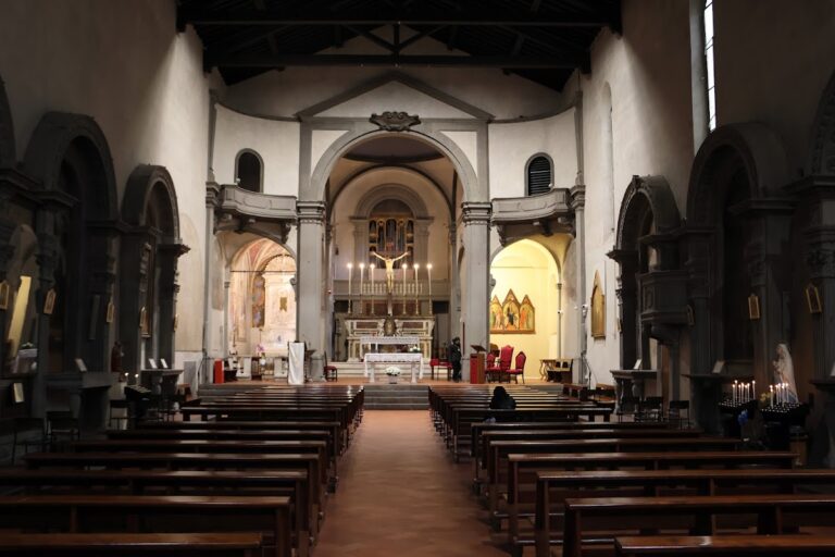 Sant’Ambrogio Church: A Historic Roman Catholic Church in Florence