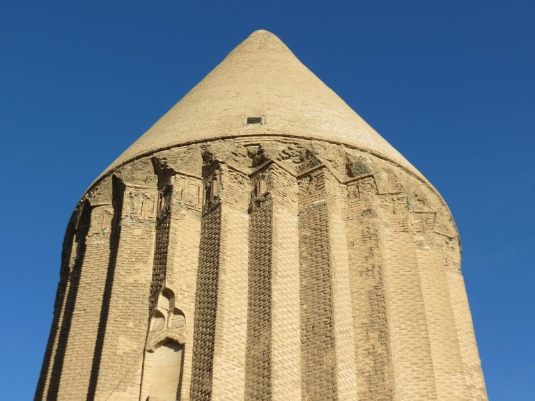 Aladdin Tower: An Ilkhanid Mausoleum in Varamin, Iran