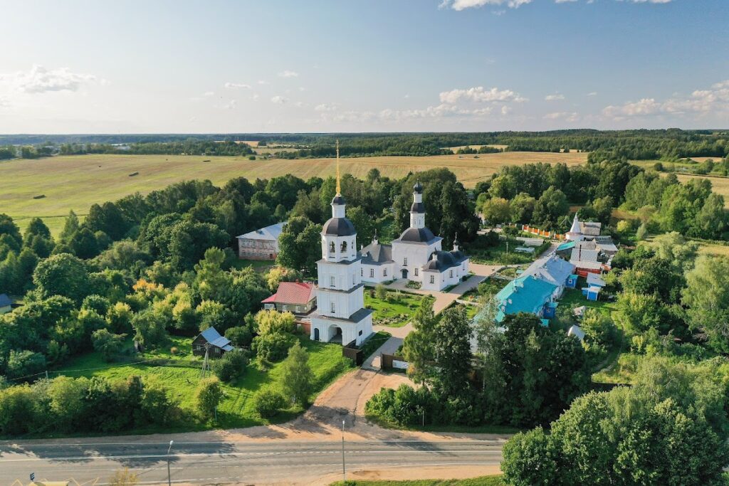 Kolotsky Monastery: A Russian Orthodox Monastic Centre in Russia 1 Kolotsky monastery