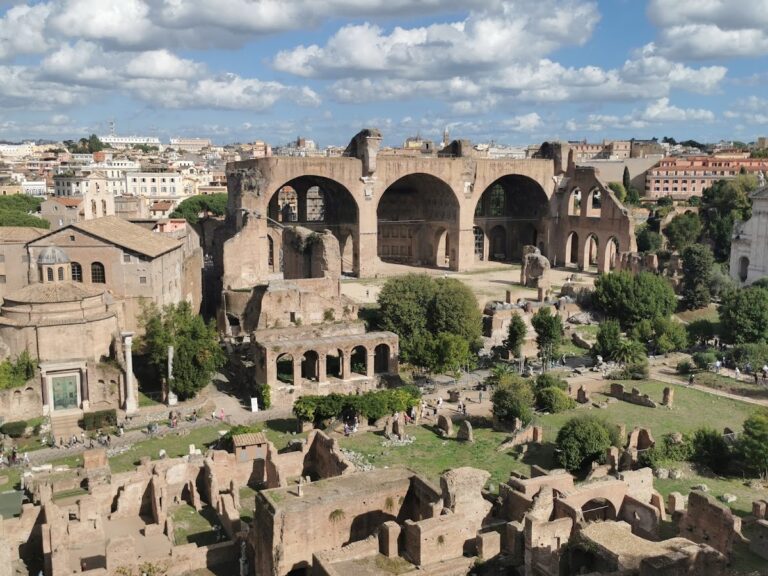 Basilica of Maxentius: A Late Roman Civic and Judicial Basilica in Rome