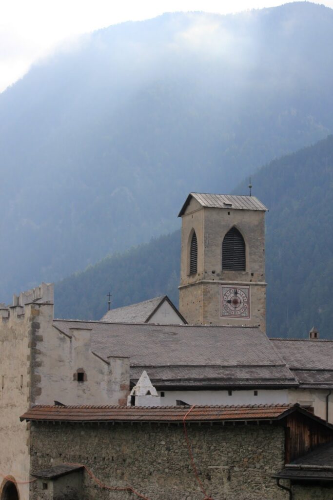 Saint John Abbey: A Carolingian Benedictine Monastery in Switzerland 2 Saint John Abbey