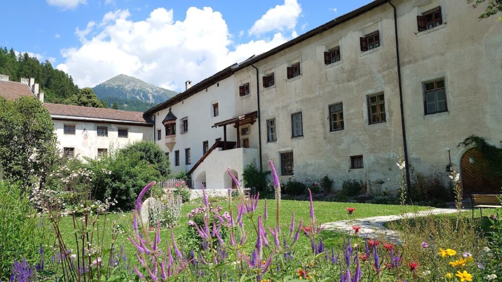 Saint John Abbey: A Carolingian Benedictine Monastery in Switzerland 3 Saint John Abbey