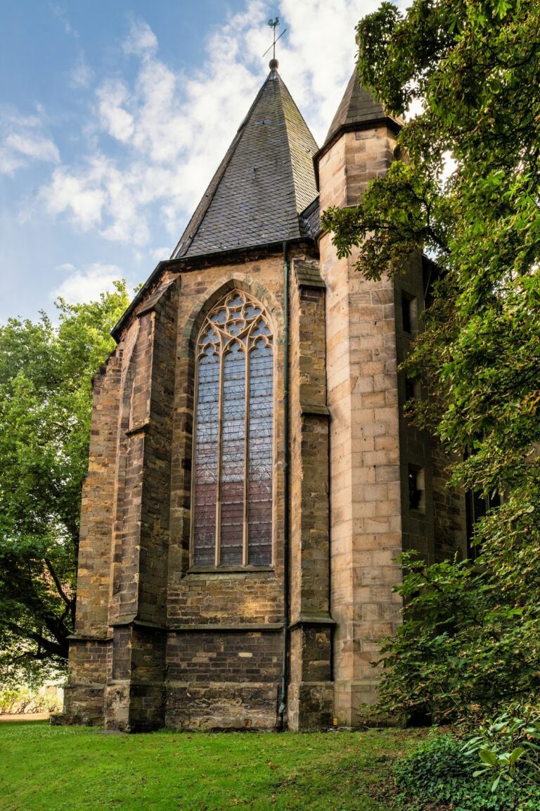 Stiftskirche Cappenberg: A Romanesque Abbey Church in Germany