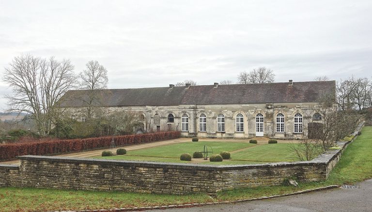 Royal Abbey of Molesme: A Benedictine Foundation in France