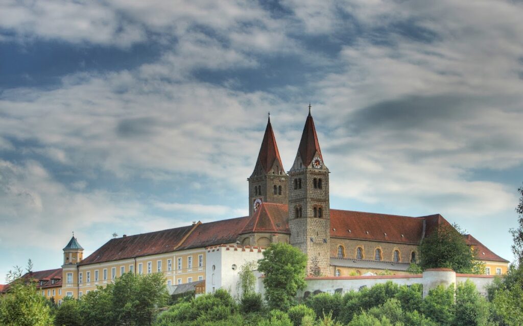 Reichenbach Abbey: A Benedictine Monastery in Bavaria 2 Reichenbach Abbey