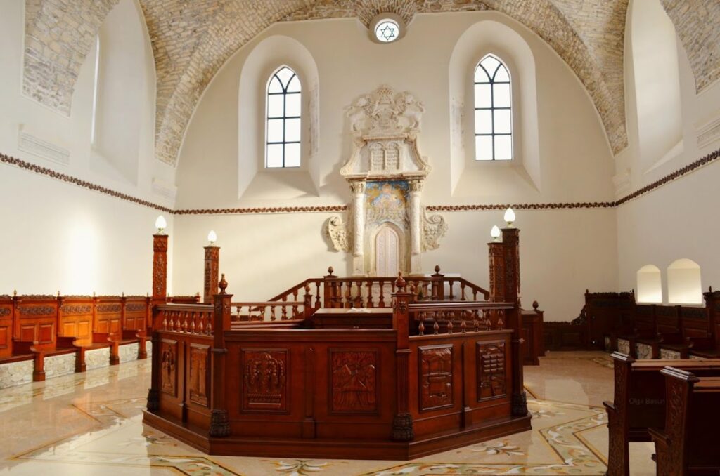 Sataniv Synagogue: A Historic Jewish Defensive Synagogue in Ukraine 2 Sataniv Synagogue