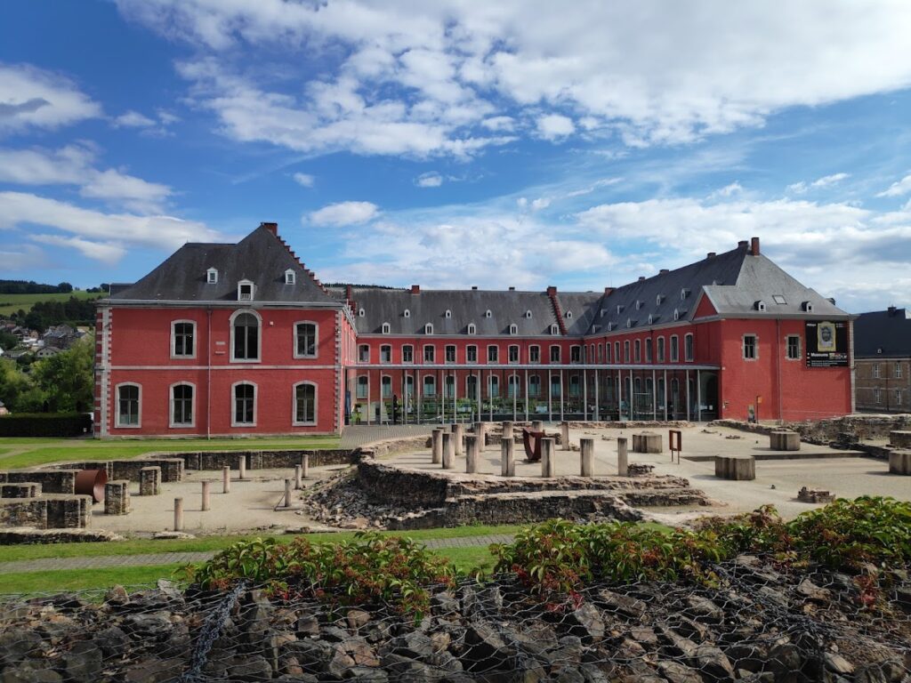 Stavelot Abbey: A Benedictine Monastery and Former Imperial Principality 1 Stavelot Abbey