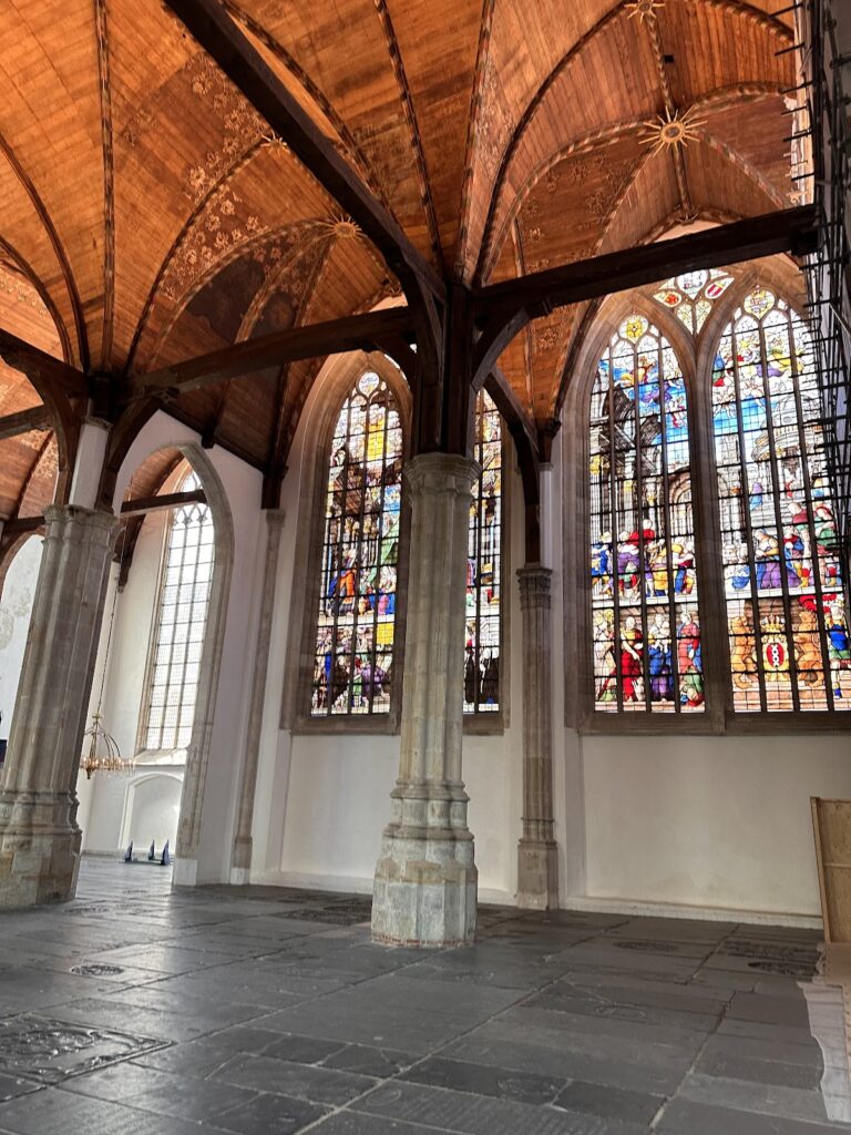 Oude Kerk: Amsterdam’s Medieval Parish Church 5 Oude Kerk