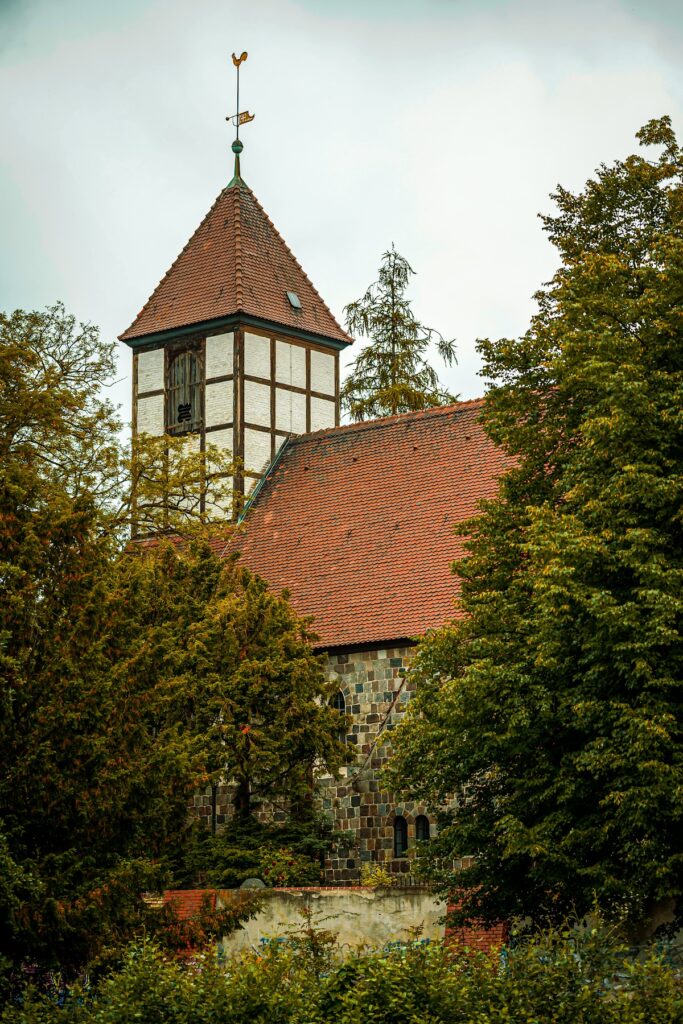 Dorfkirche Tempelhof: Berlin’s Medieval Village Church 2 Dorfkirche Tempelhof