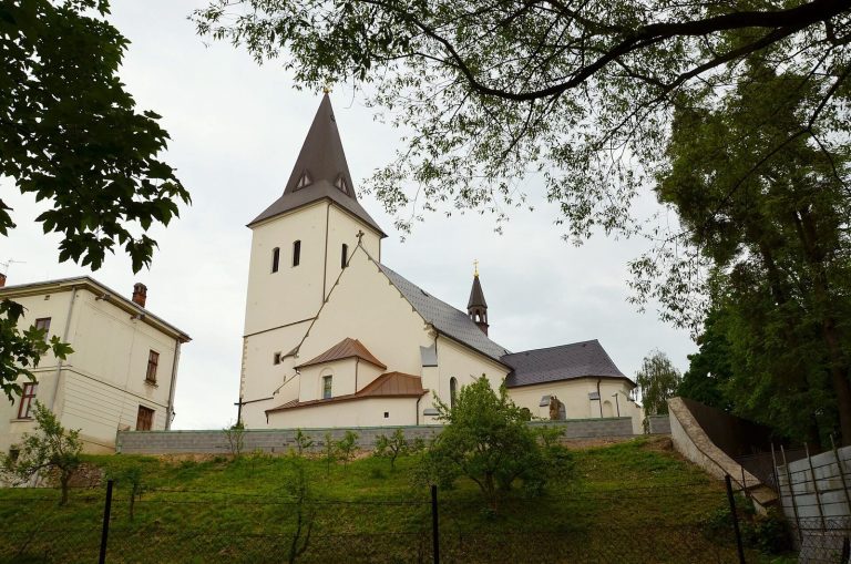 Church of the Exaltation of the Holy Cross in Fryštát: A Medieval Gothic Parish Church