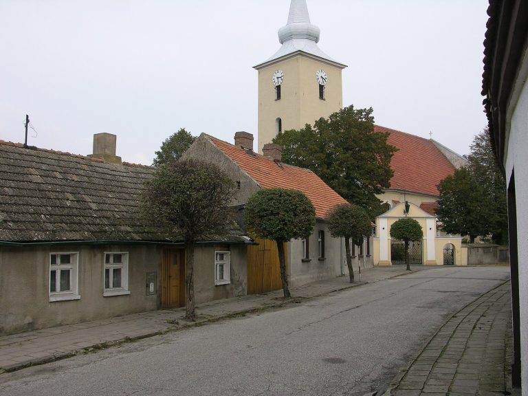 Church of the Assumption in Ostroróg: A Late Gothic Parish Church Transformed in the Baroque Period