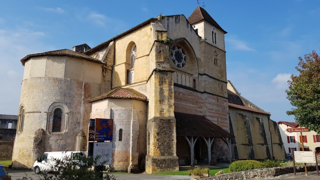 Abbaye Saint-Jean de Sorde: a Former Benedictine Abbey in France 2 abbaye Saint-Jean de Sorde