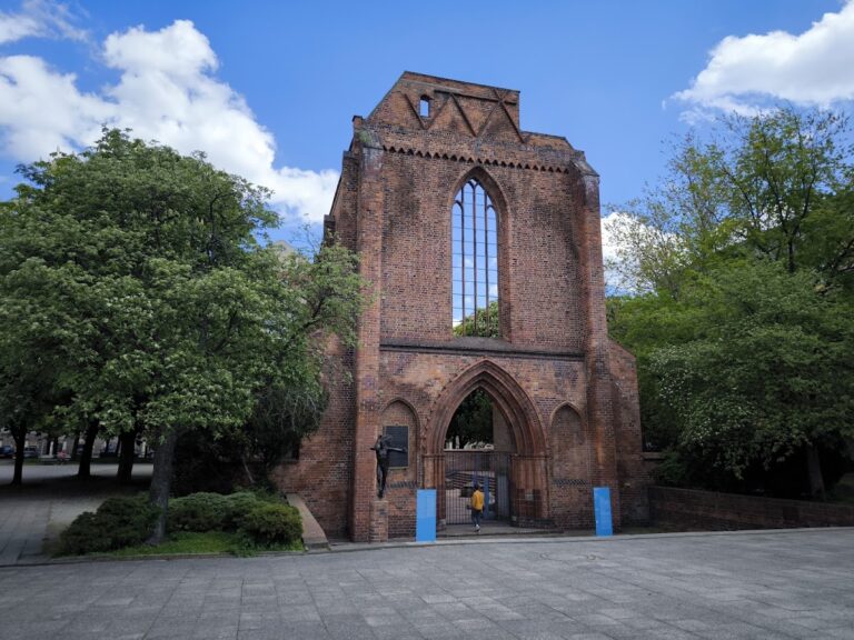 Franziskaner-Klosterkirche: The Ruin of Berlin’s Grey Monastery