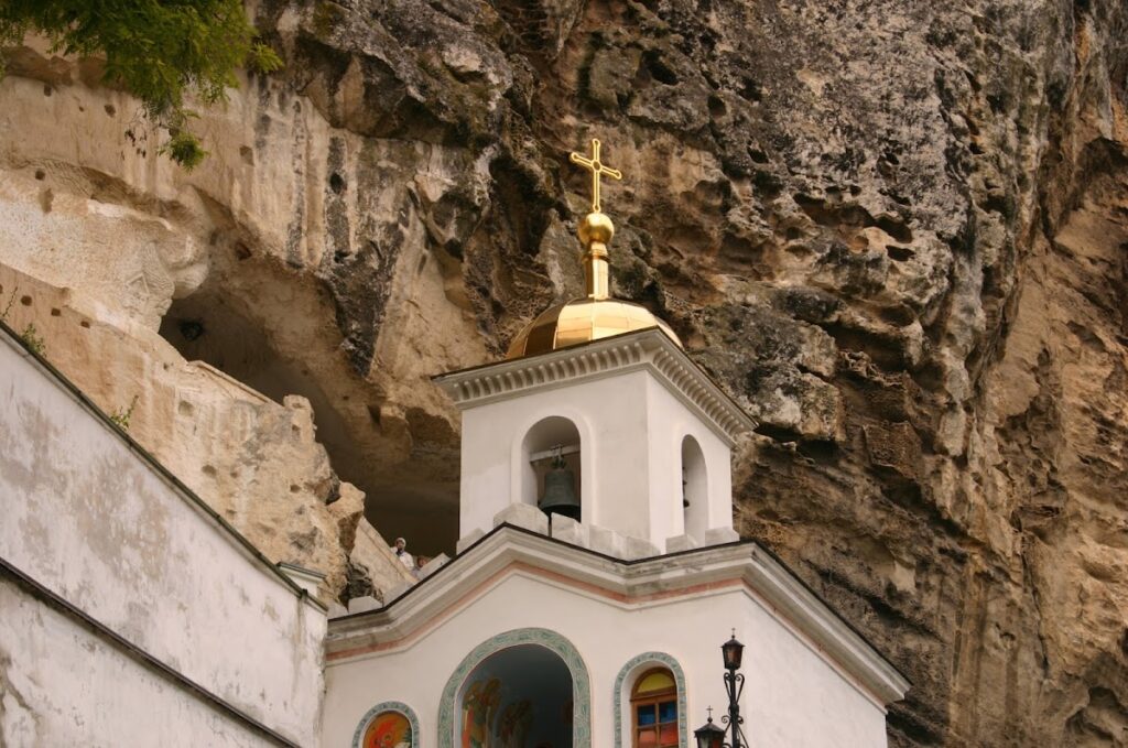 Bakhchisaray Cave Monastery: An Orthodox Monastic Complex in Ukraine 3 Bakhchisaray Cave Monastery