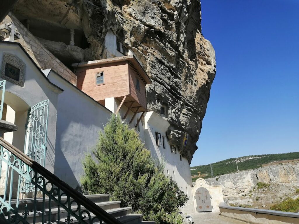Bakhchisaray Cave Monastery: An Orthodox Monastic Complex in Ukraine 5 Bakhchisaray Cave Monastery