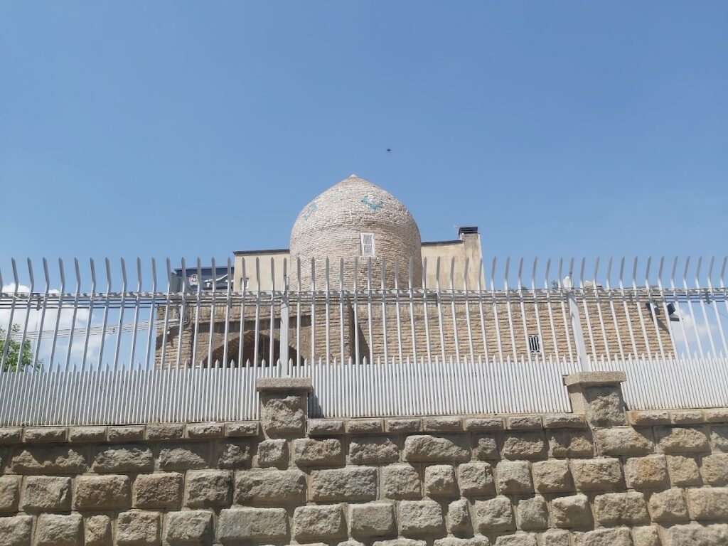 Tomb of Esther and Mordechai: A Jewish Mausoleum in Hamadan, Iran 1 Tomb of Esther and Mordechai
