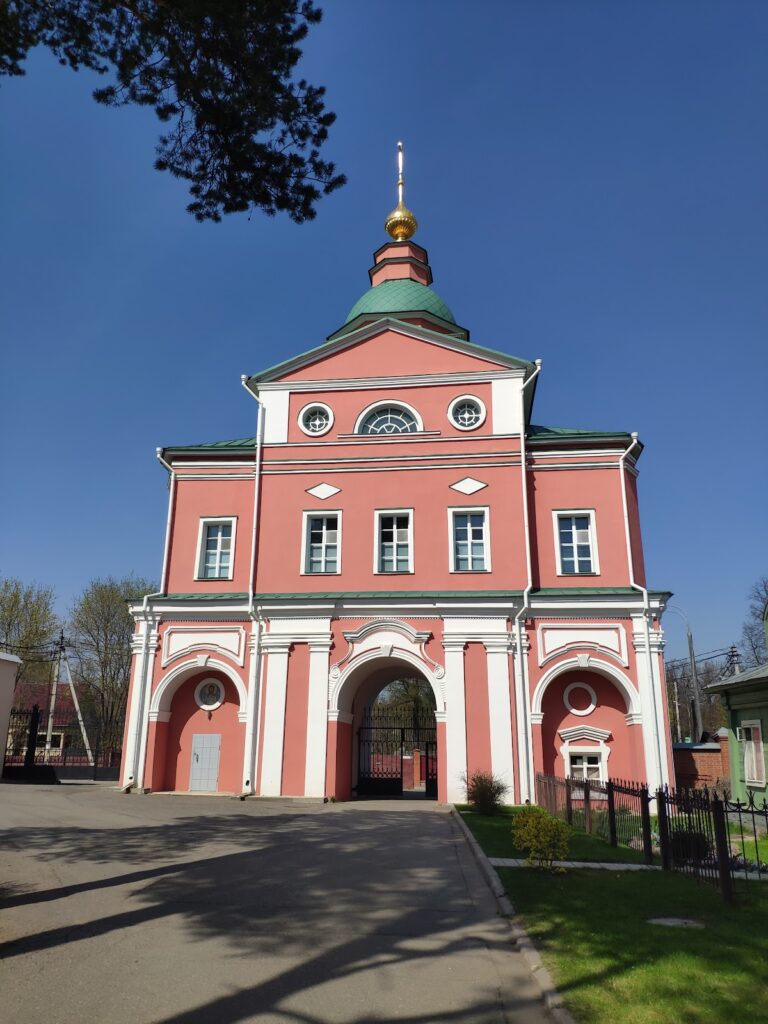 Pokrovsky Hotkov Monastery: A Russian Orthodox Women’s Monastery in Khotkovo 4 Pokrovsky Hotkov Monastery