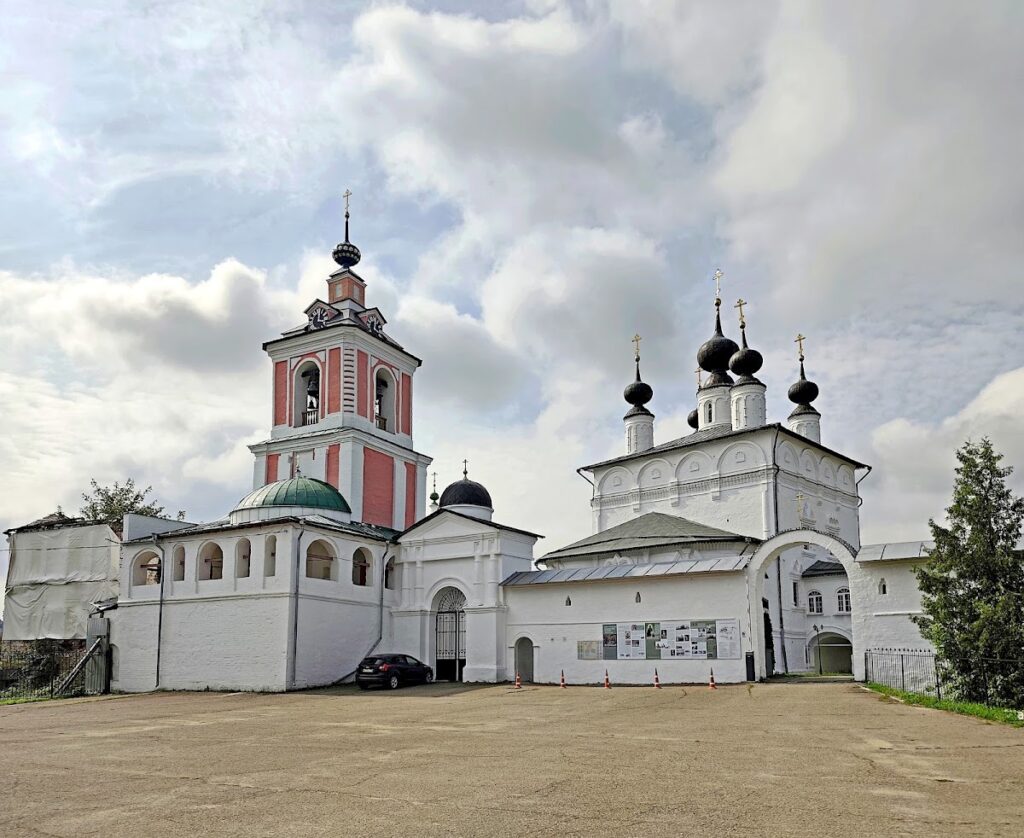 Belopesotsky Monastery: A Russian Orthodox Women’s Monastery in Stupino 3 Belopesotsky monastery