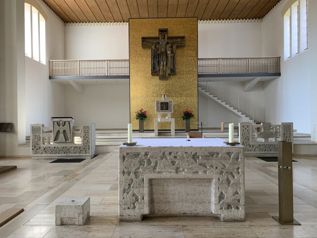 St. Nikola (Landshut): A Historic Parish Church and Modern Parish Complex 2 St. Nikola (Landshut)