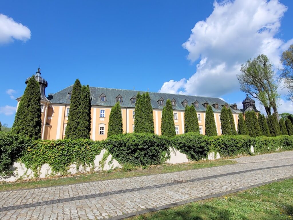Cistercian Monastery in Gościkowo-Paradyż: A Historic Monastic Complex in Poland 3 Cistercian monastery in Gościkowo-Paradyż