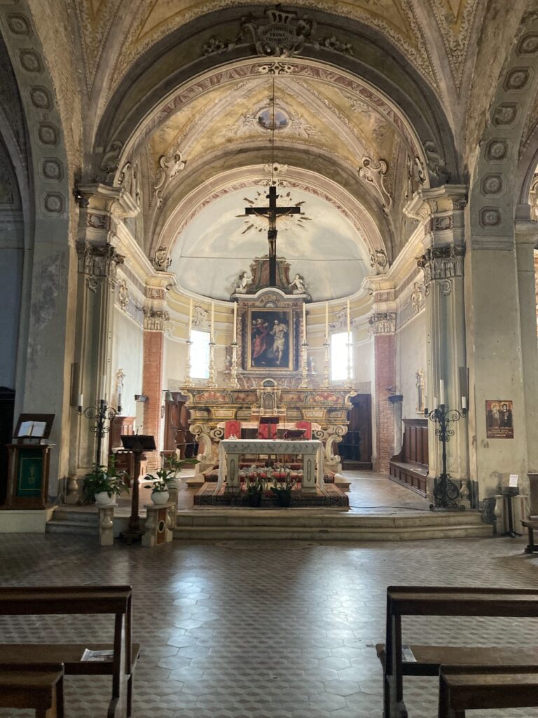 San Tommaso Apostolo Church: A Romanesque Benedictine Abbey Church in Italy 2 San Tommaso Apostolo Church
