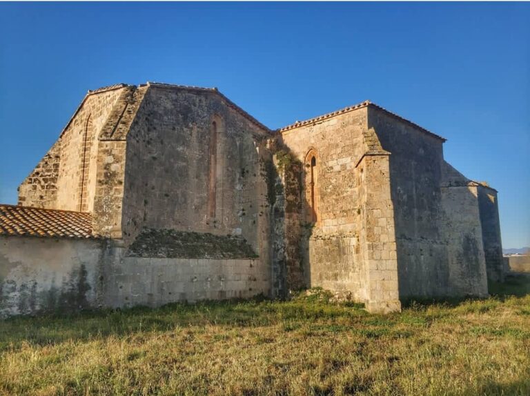 Sant Feliu de Cadins: A Cistercian Nunnery in Cabanes