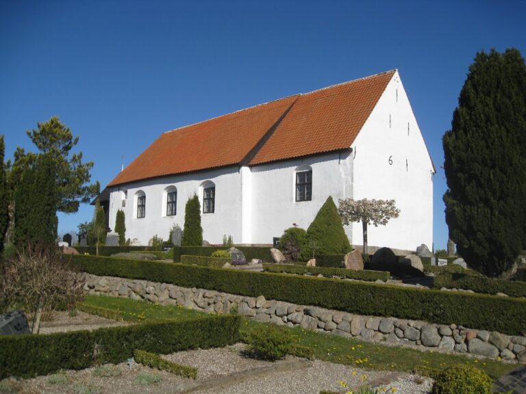 Kværs Church: A Romanesque Lutheran Church in Denmark