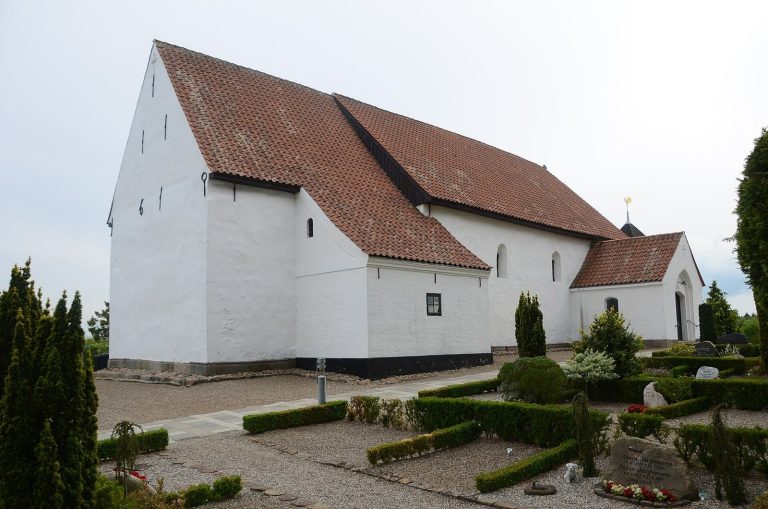 Kværs Church: A Romanesque Lutheran Church in Denmark