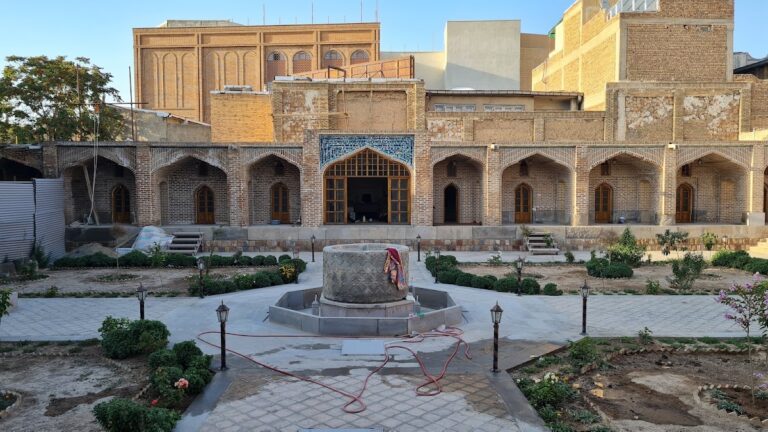 Uzun Hasan Mosque: An Aq Qoyunlu Prayer Hall in Tabriz