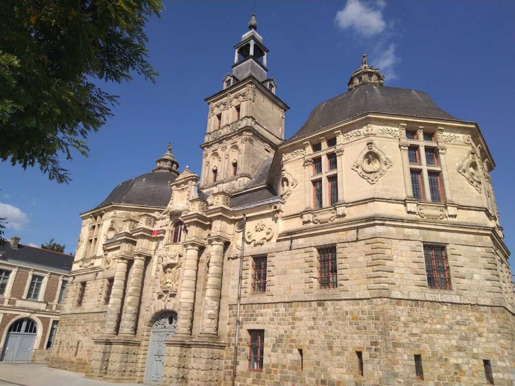 Saint-Amand Abbey: A Benedictine Monastery in France 2 Saint-Amand Abbey