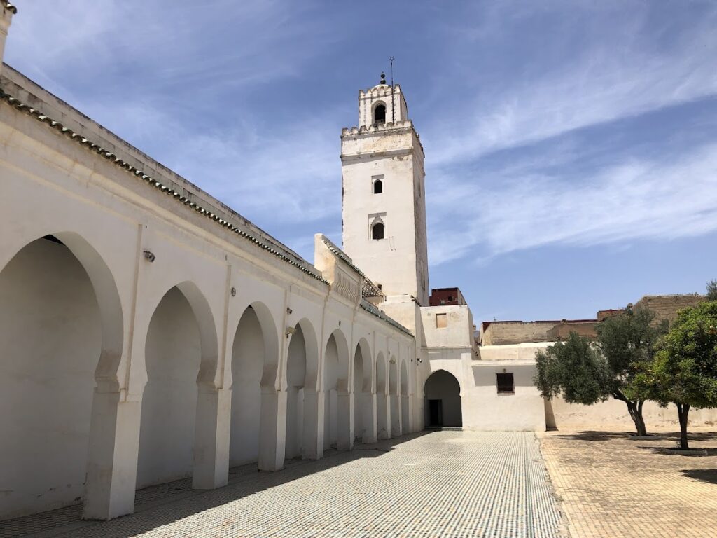 The Great Mosque of Taza: An Almohad, Marinid, and Alawi Religious Complex in Morocco 2 The Great Mosque of Taza