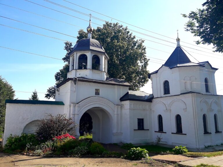 Fedorovsky Monastery: An Orthodox Monastic Complex in Pereslavl-Zalessky