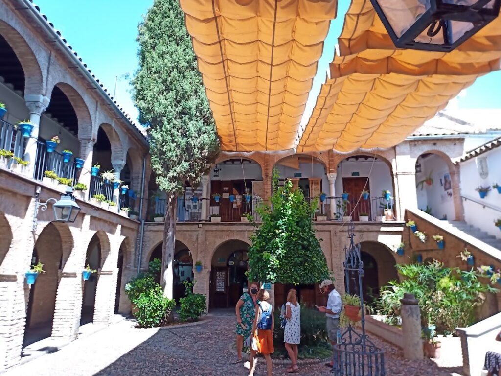 Córdoba Synagogue: A Medieval Sephardic Synagogue in Spain 4 Córdoba Synagogue