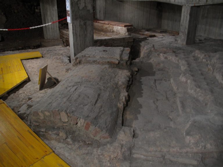 Mausoleo imperiale di San Vittore al Corpo: A Late Roman Imperial Mausoleum in Milan